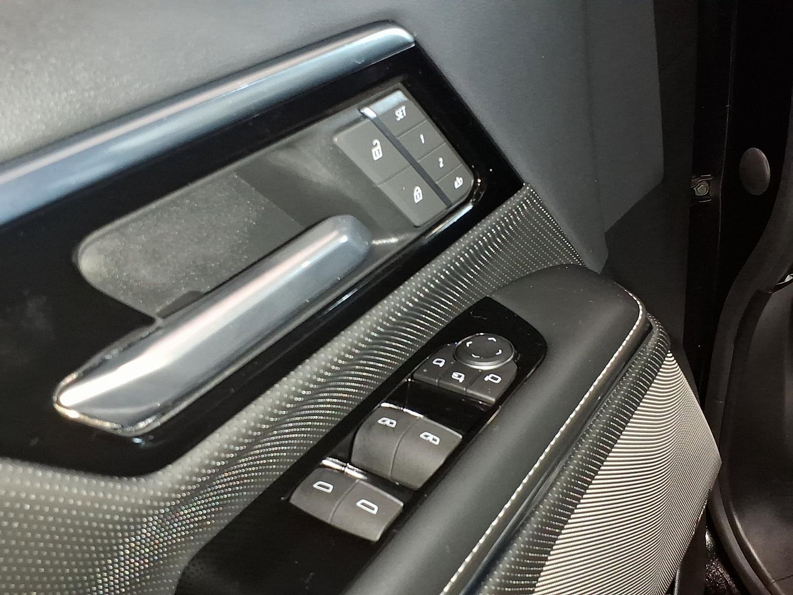 New 2025 GMC Sierra EV Denali AWD/4WD image 13