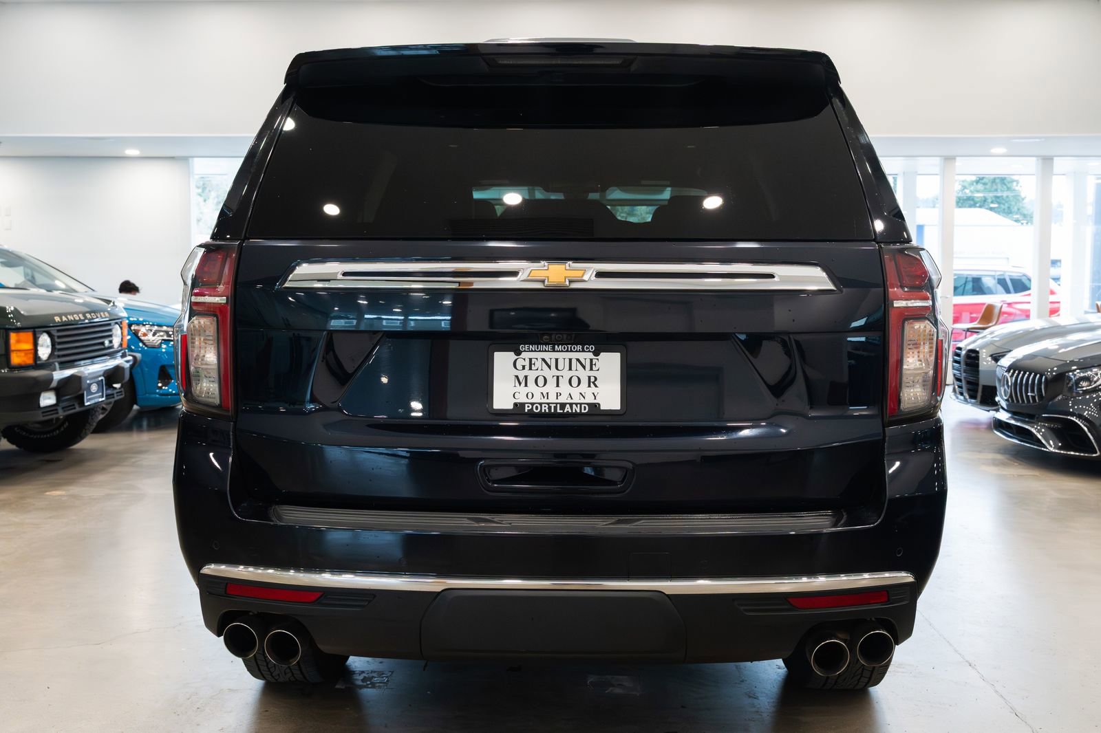 Used 2021 Chevrolet Tahoe Premier w/ Premium Package AWD/4WD image 5