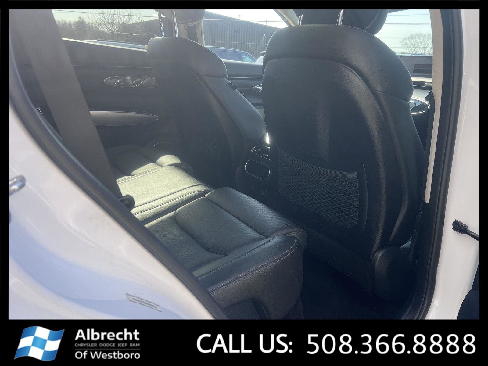 Used 2022 Genesis GV70 2.5T w/ Select Package image 17