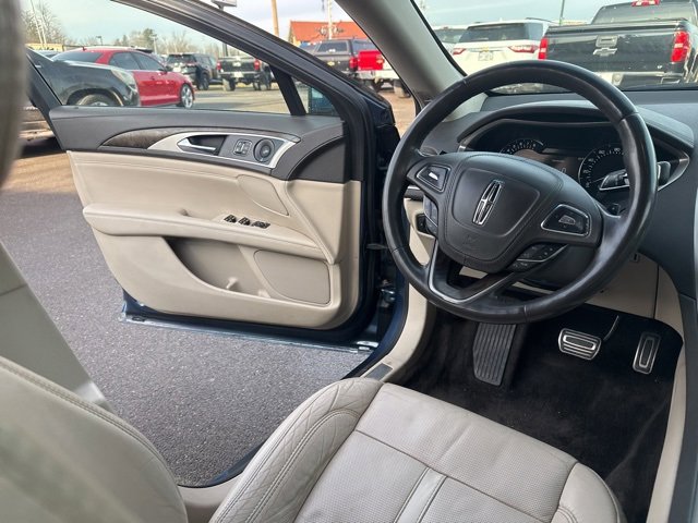 Used 2018 Lincoln MKZ Reserve w/ Magnetic Appearance Package image 16