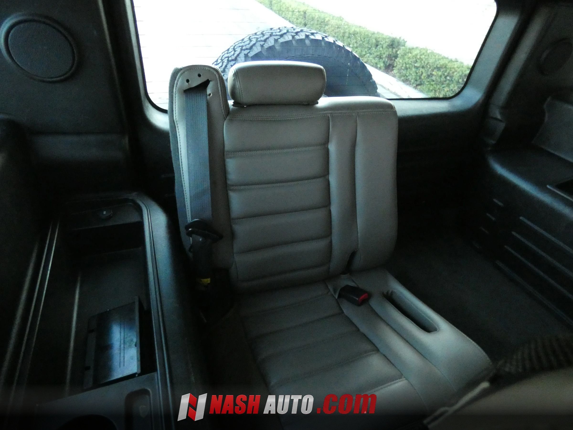 Used 2005 HUMMER H2 w/ Preferred Equipment Group AWD/4WD image 41