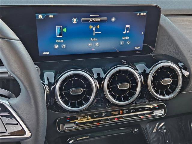 Used 2026 Mercedes-Benz GLA 250 image 14