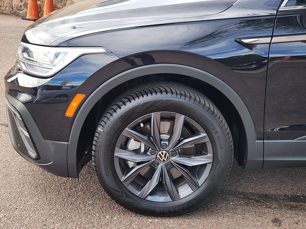 Used 2022 Volkswagen Tiguan SE FWD image 29