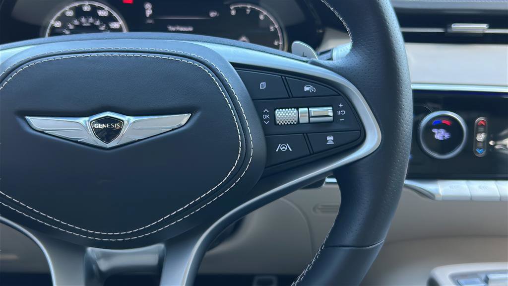 Used 2025 Genesis GV70 3.5T Sport w/ Sport Advanced Package AWD/4WD image 21