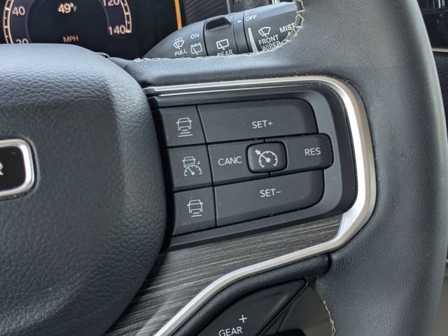 Used 2024 Jeep Wagoneer L Series II w/ Flexible Seating Group image 25