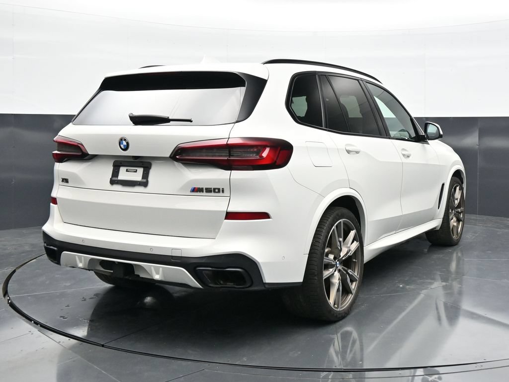 Used 2021 BMW X5 M50i AWD/4WD image 8
