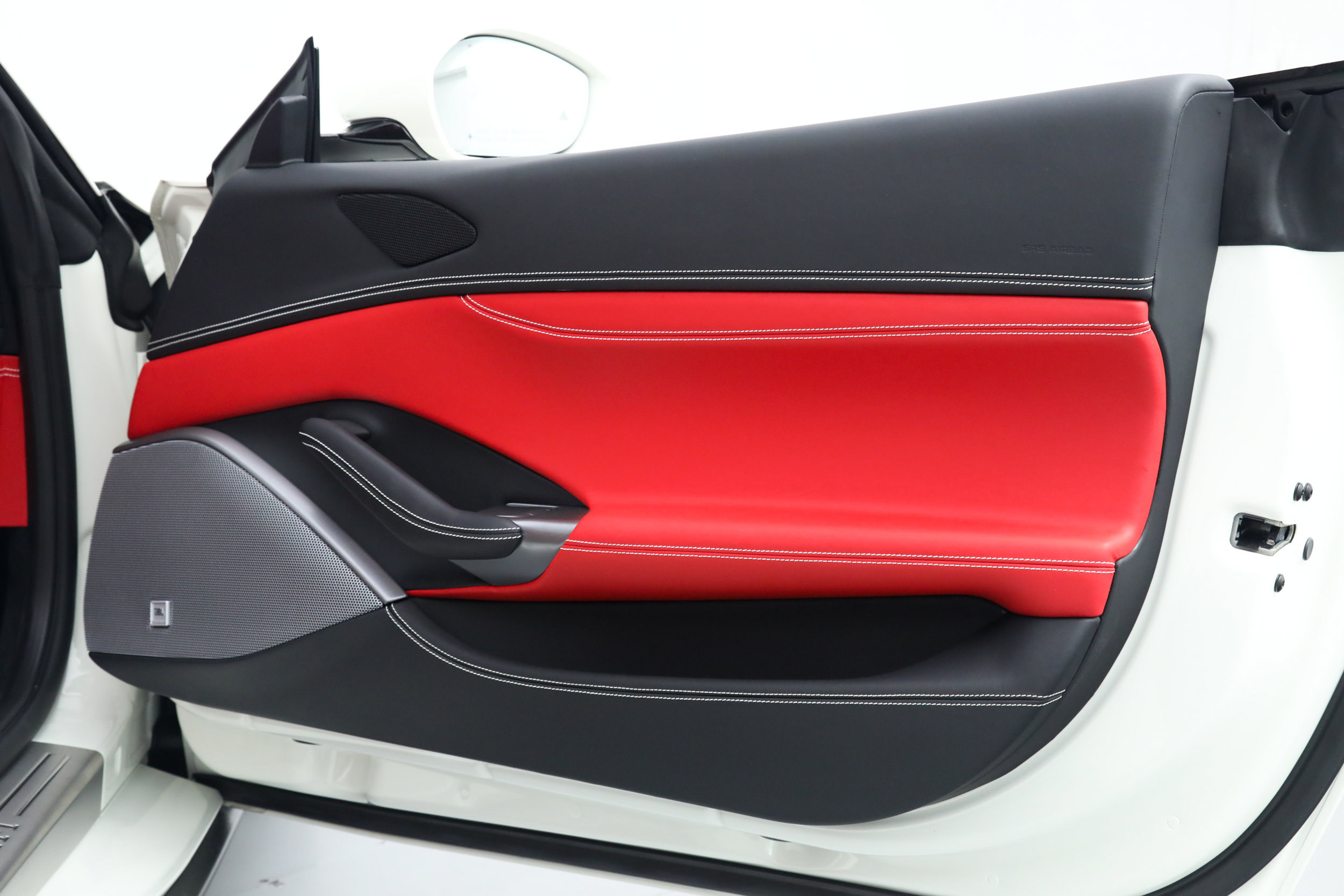 Certified 2022 Ferrari Portofino M RWD image 20