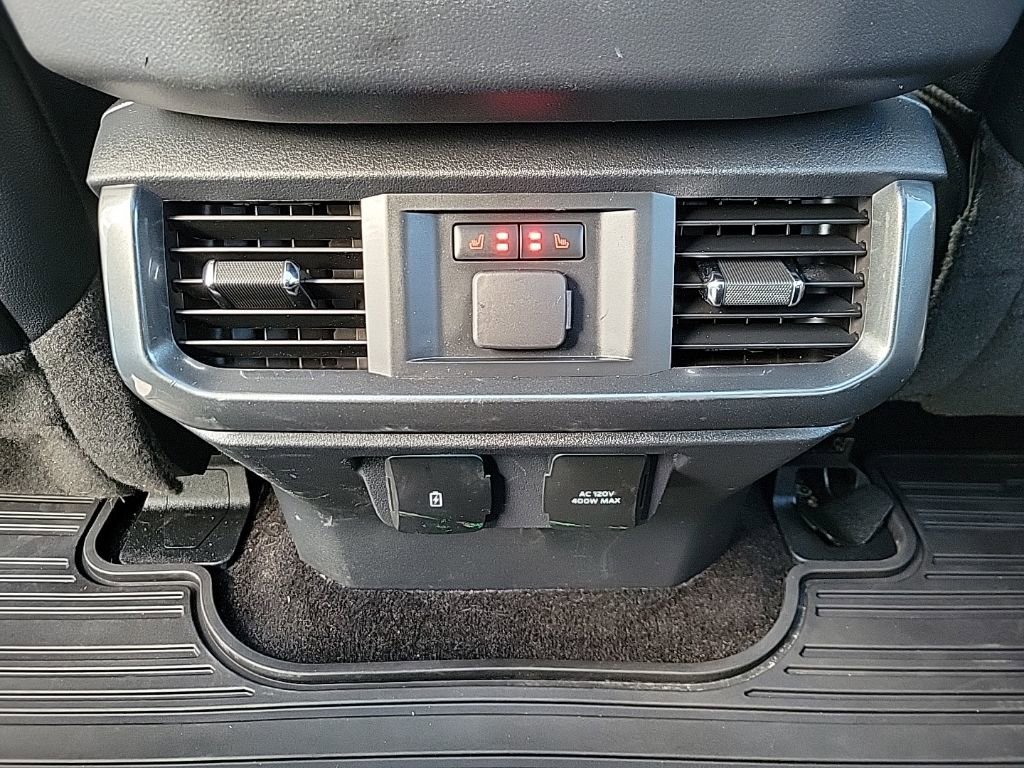 Used 2022 Ford F150 Lariat w/ Equipment Group 502A High image 16