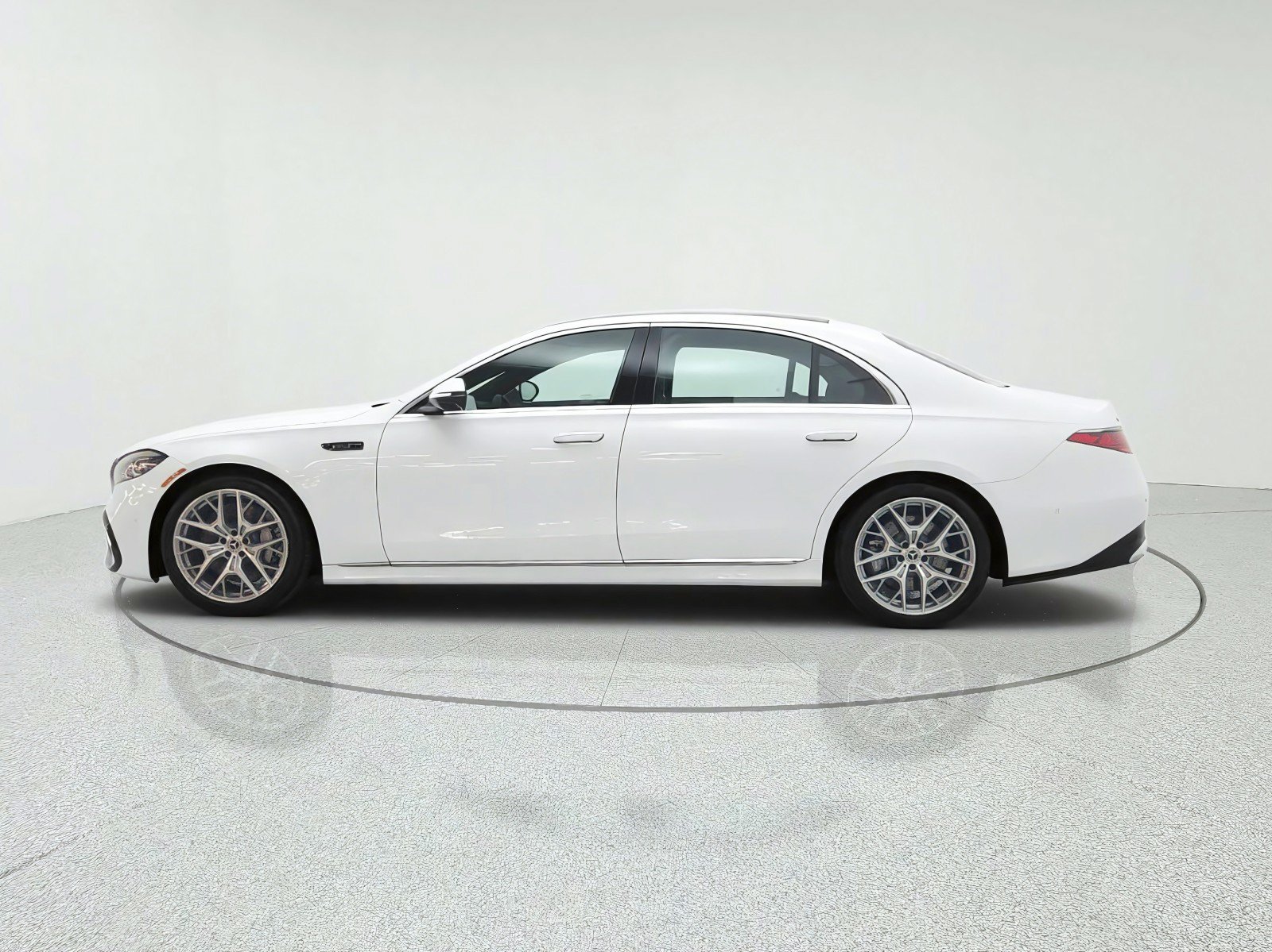 New 2027 Mercedes-Benz S 580 4MATIC Sedan image 8