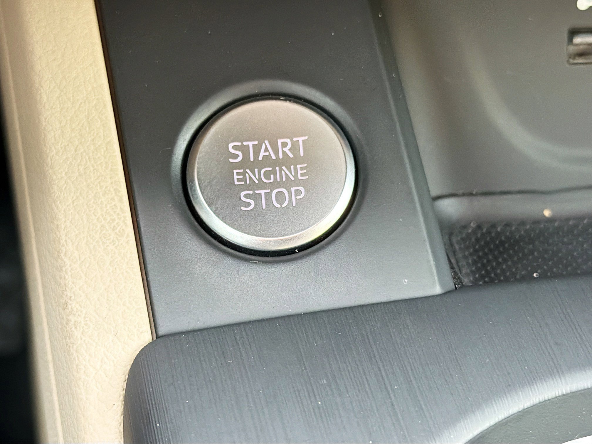 Used 2018 Audi A4 2.0T Premium Plus image 35