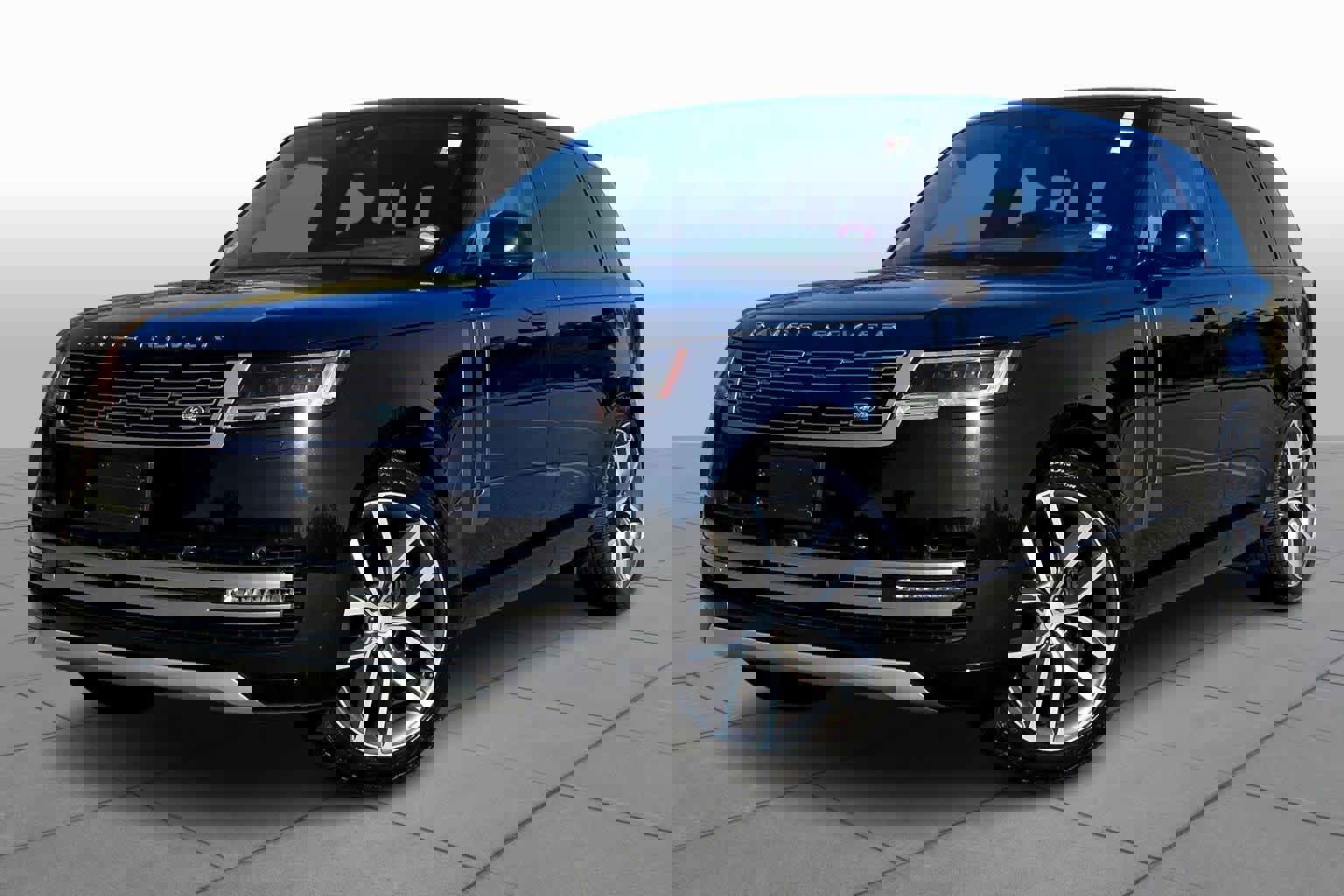 Used 2024 Land Rover Range Rover Long Wheelbase SE