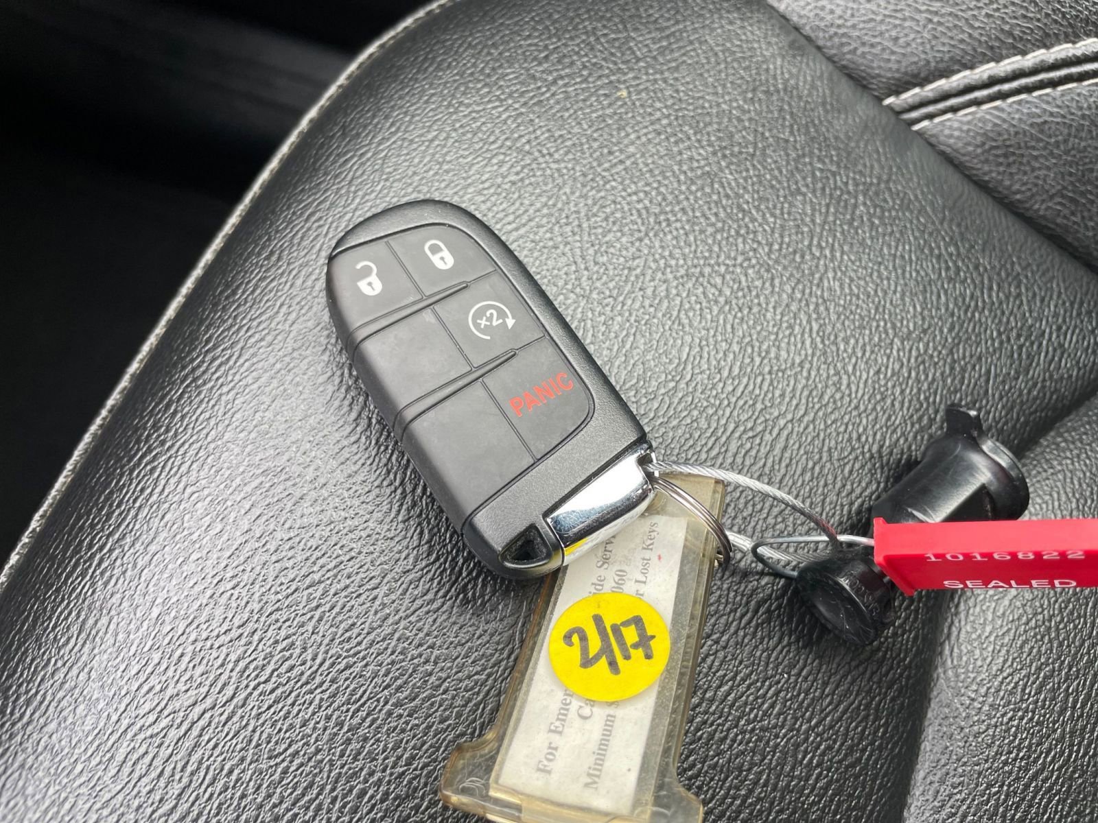 Used 2025 Jeep Compass Limited image 21