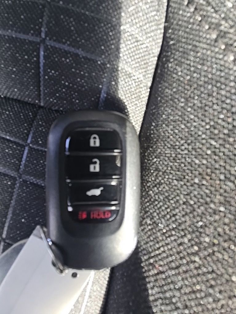 Used 2025 Honda HR-V LX image 30