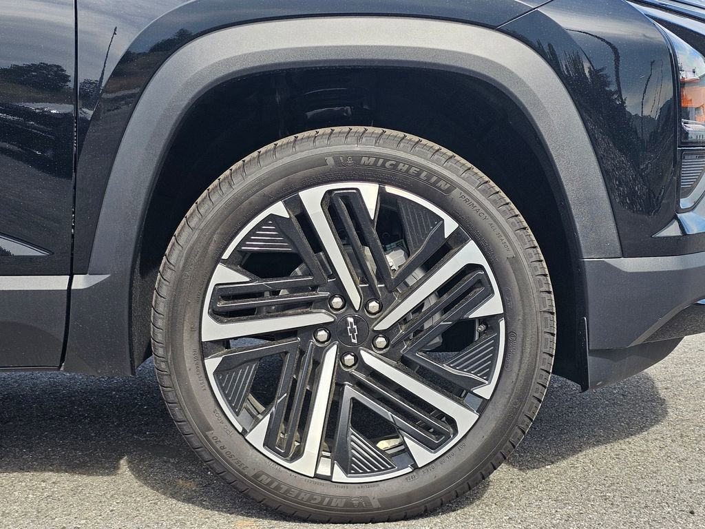 New 2026 Chevrolet Equinox RS w/ Convenience Package III AWD/4WD image 9