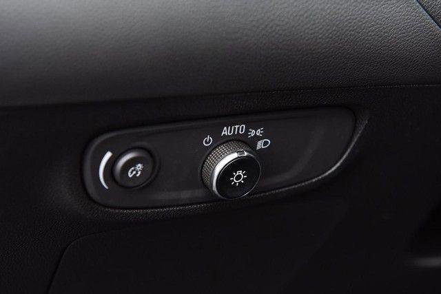 Used 2025 Buick Encore GX Preferred image 11