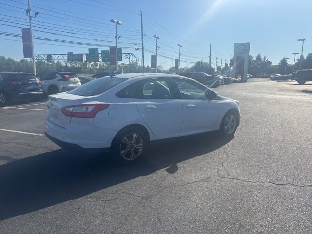 Used 2013 Ford Focus SE FWD image 11