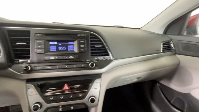 Used 2017 Hyundai Elantra SE FWD image 32