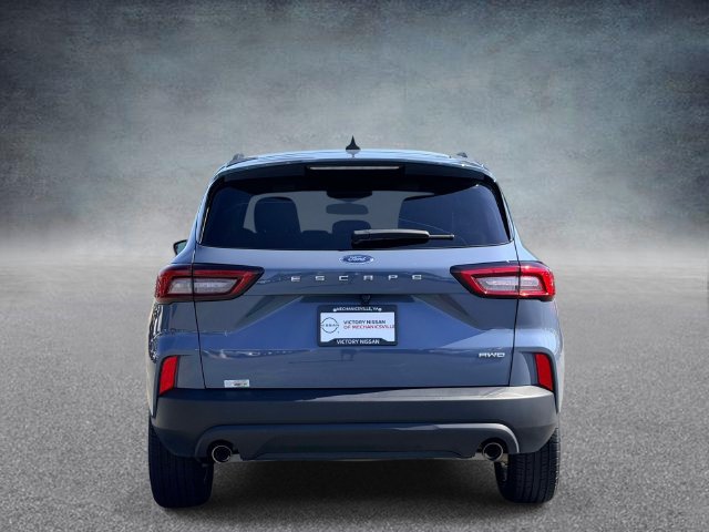 Used 2025 Ford Escape ST-Line Select AWD/4WD image 3