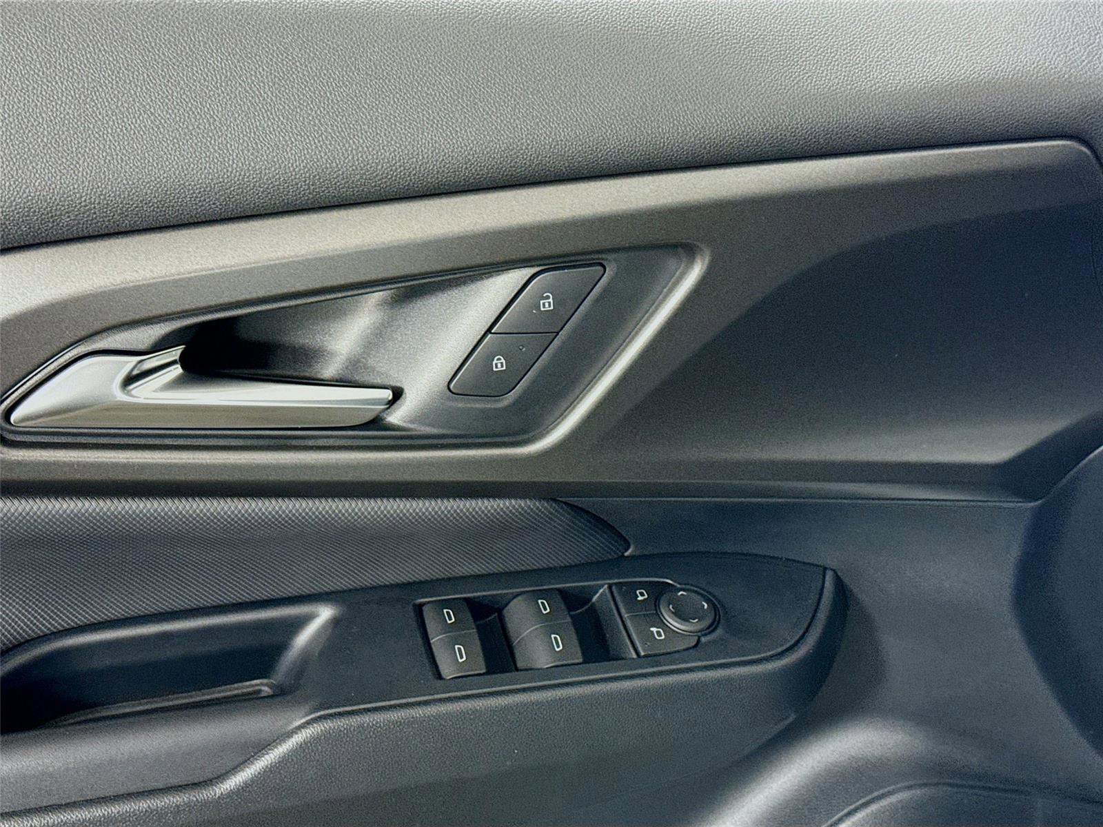 New 2026 Chevrolet Equinox EV LT w/ Comfort Package image 13