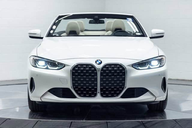 Used 2022 BMW 430i xDrive Convertible w/ Premium Package image 3