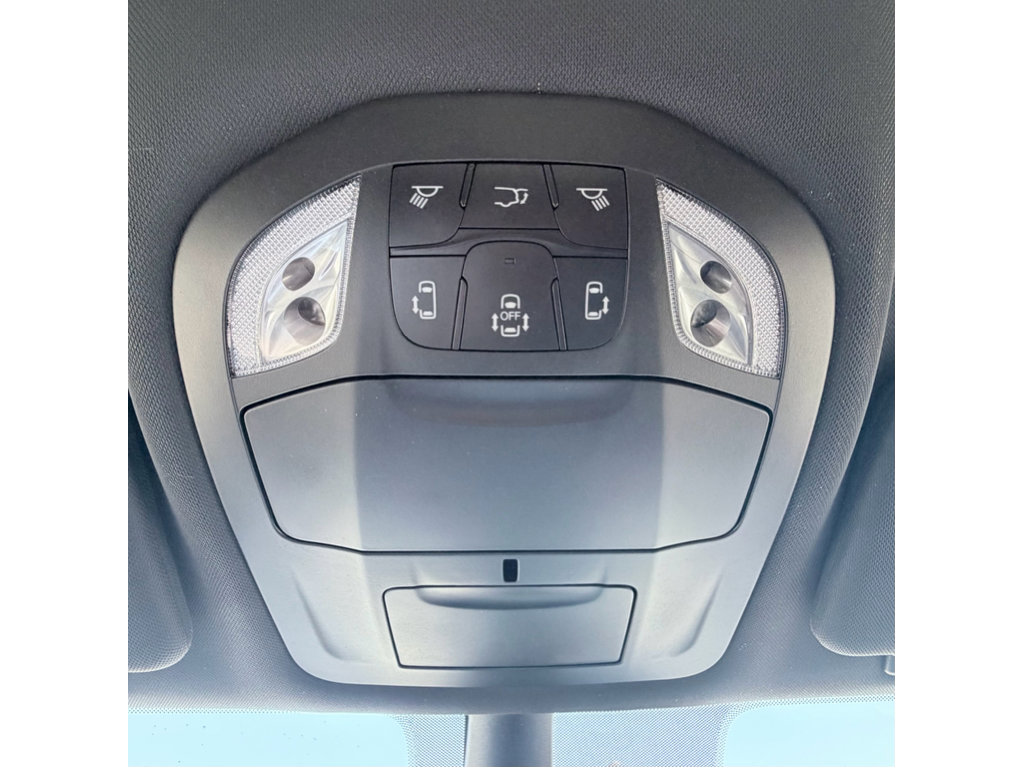 New 2026 Chrysler Pacifica Select image 17