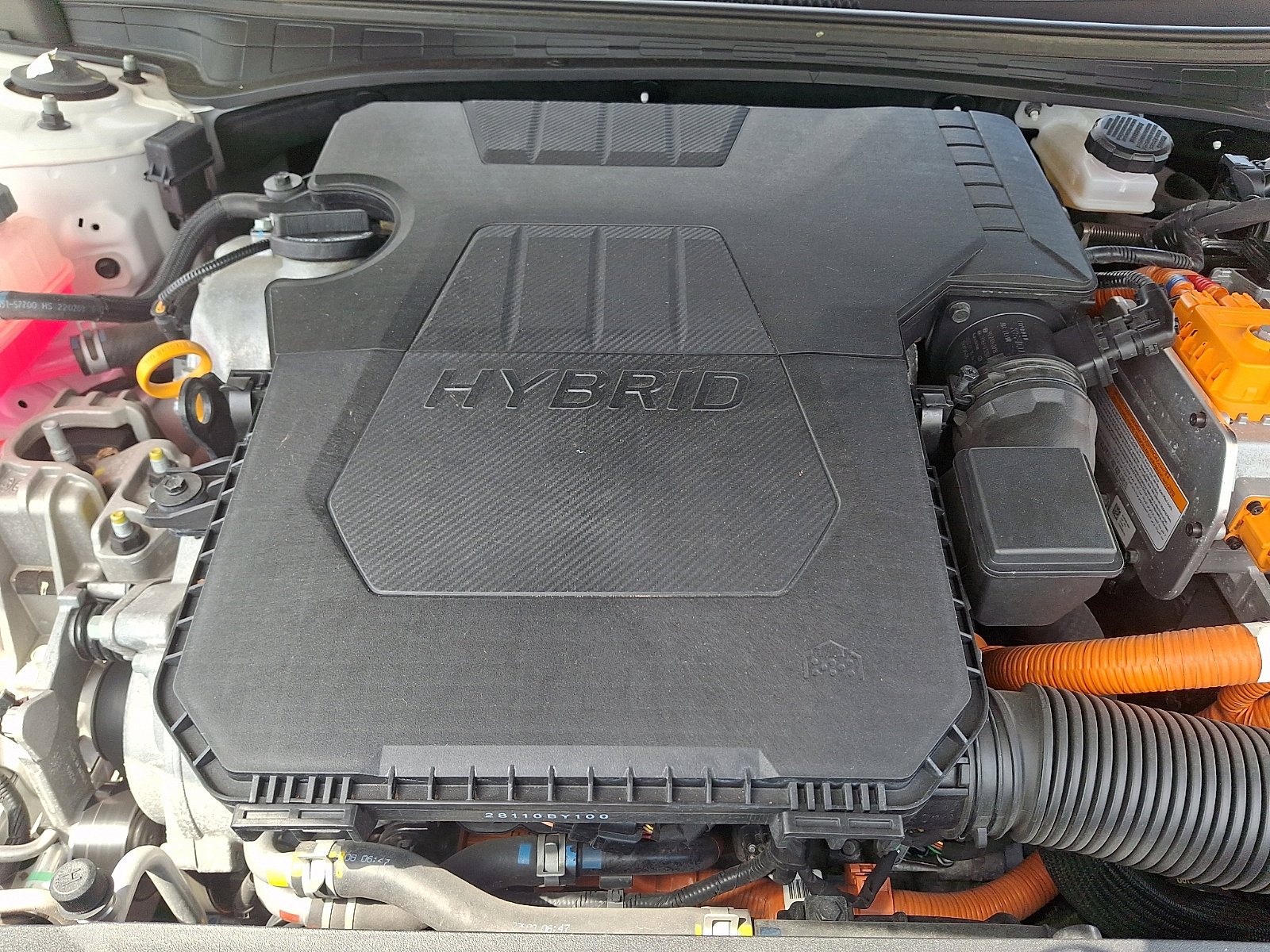 Certified 2022 Hyundai Elantra Limited w/ Winter Weather Package image 29