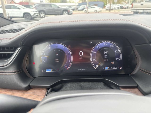 Used 2024 Jeep Grand Cherokee L Summit w/ High Altitude Package AWD/4WD image 16