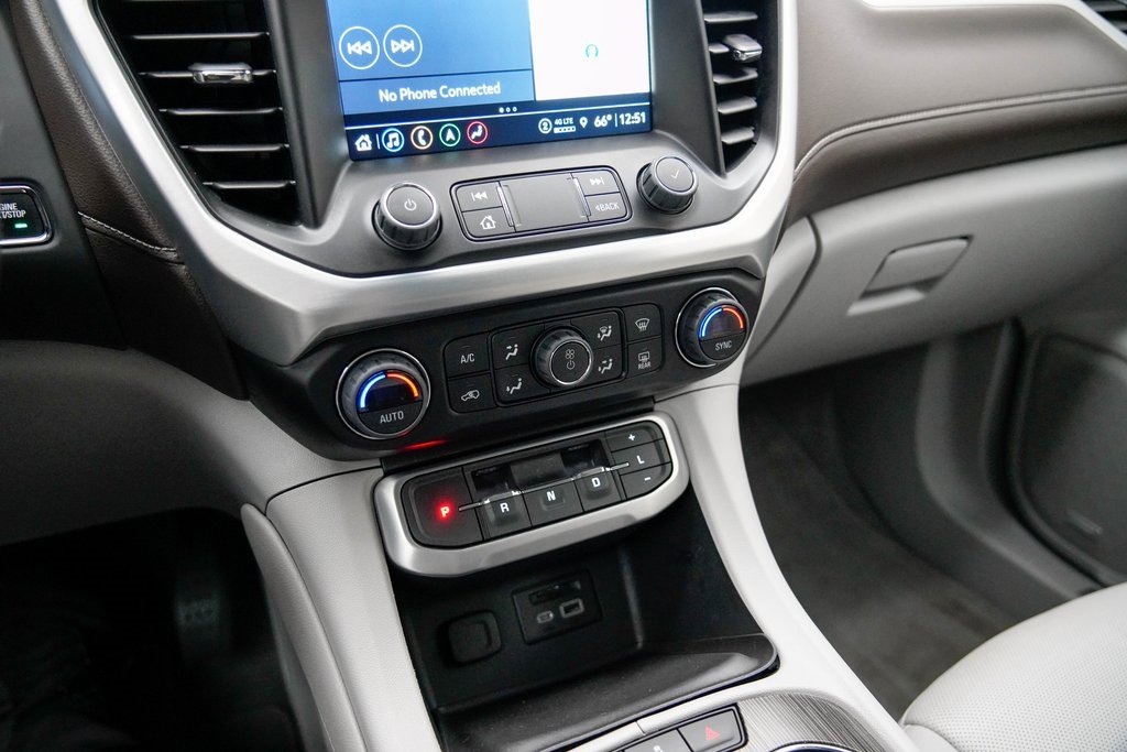 Used 2023 GMC Acadia SLT w/ Preferred Package image 31