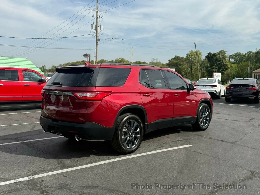 Used 2019 Chevrolet Traverse RS w/ LPO, Floor Liner Package image 16