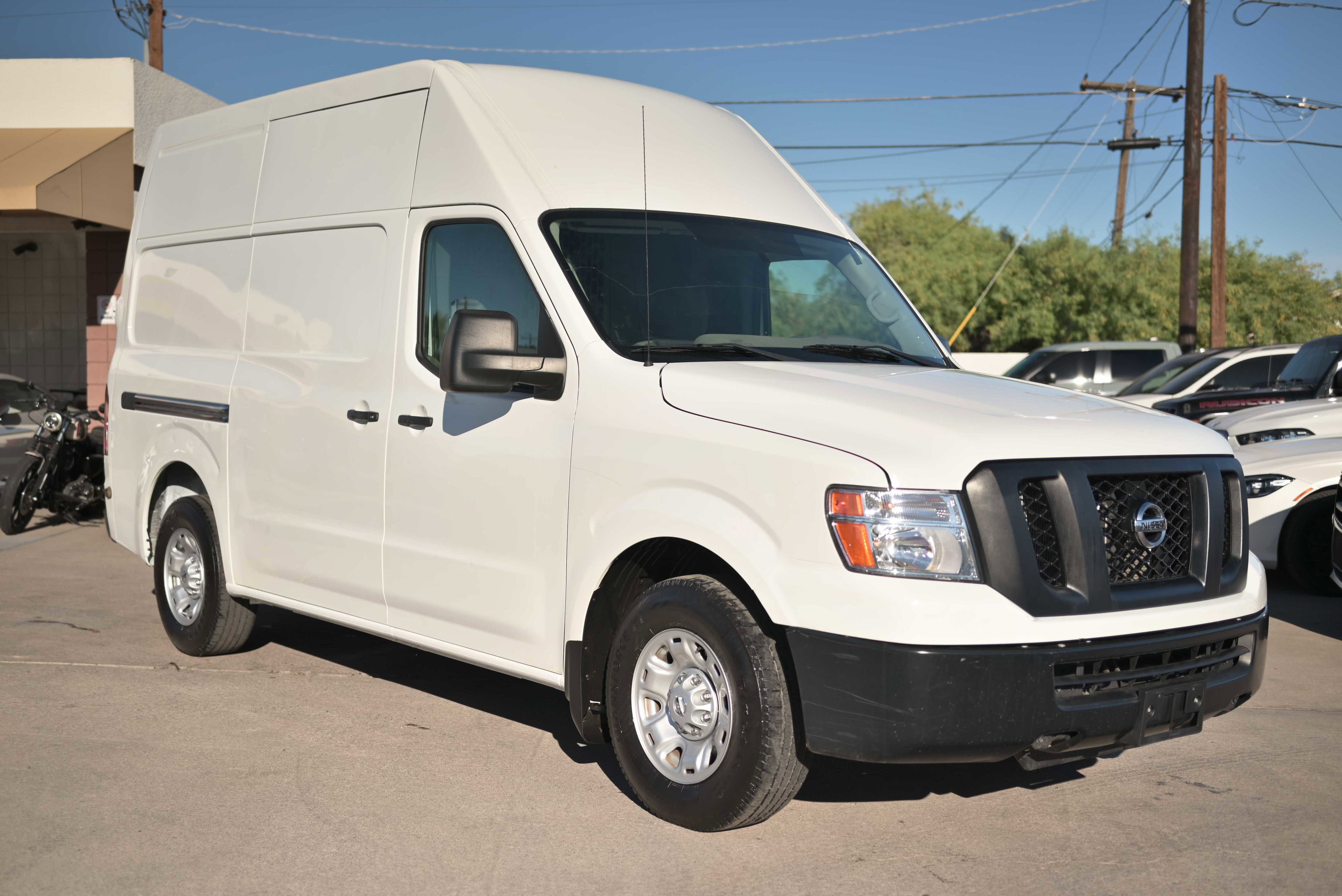 Used 2021 Nissan NV 2500 SV w/ Navigation Package image 3