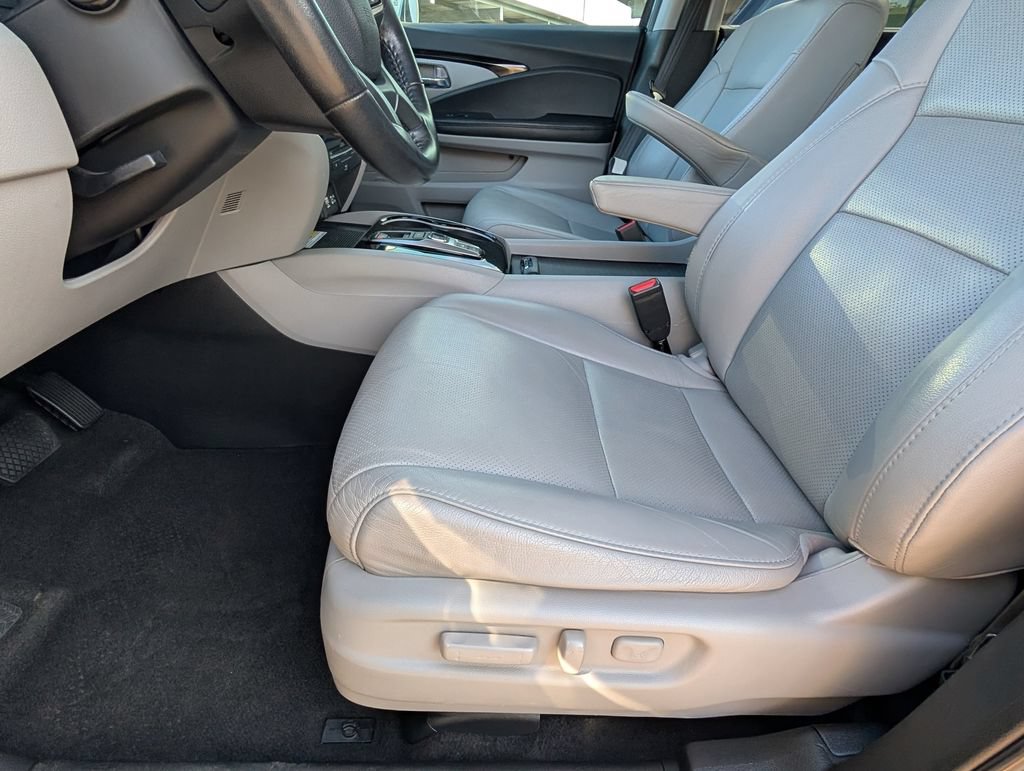 Used 2022 Honda Pilot Elite image 18