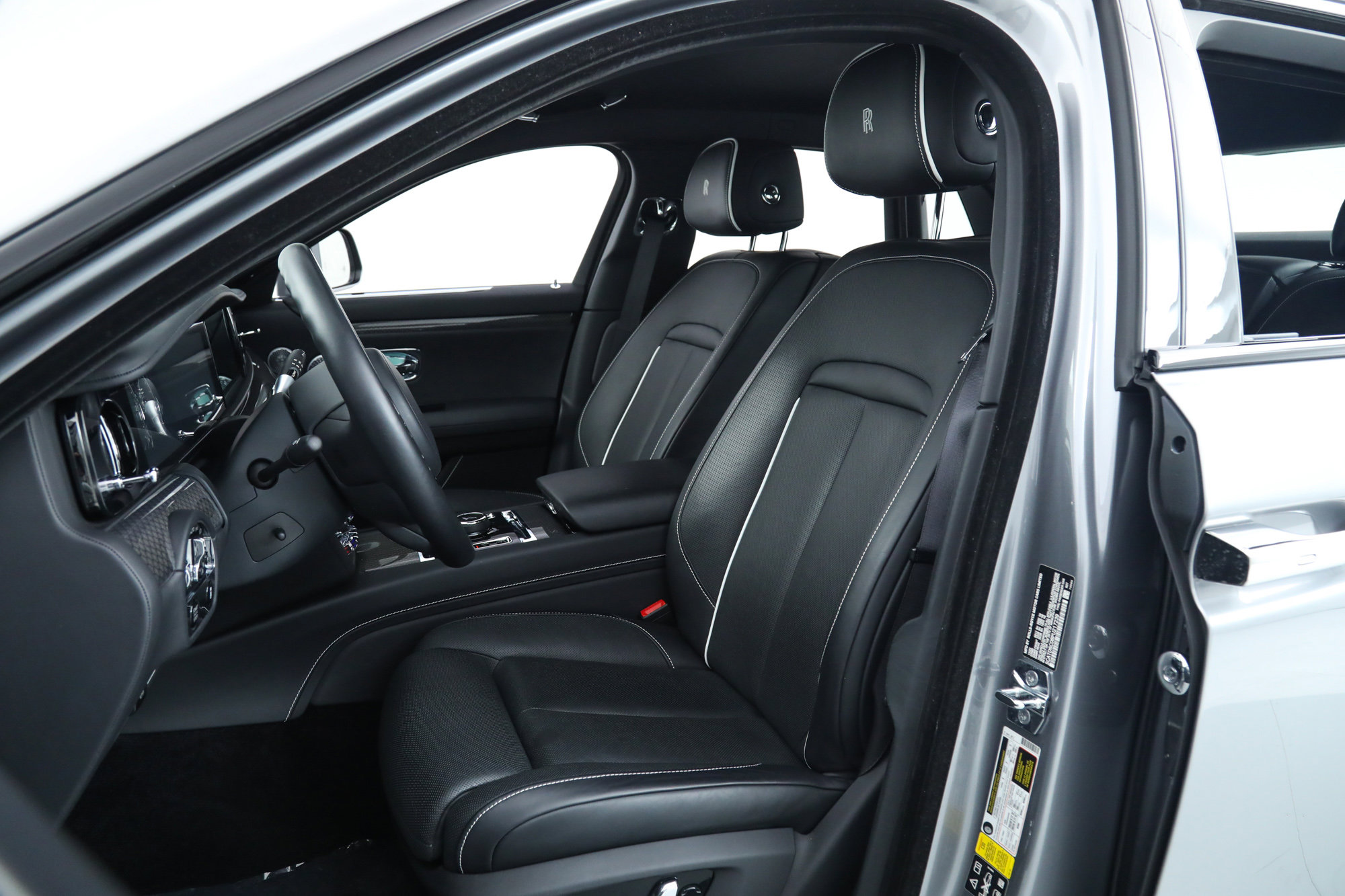 Used 2023 Rolls-Royce Ghost Black Badge image 26