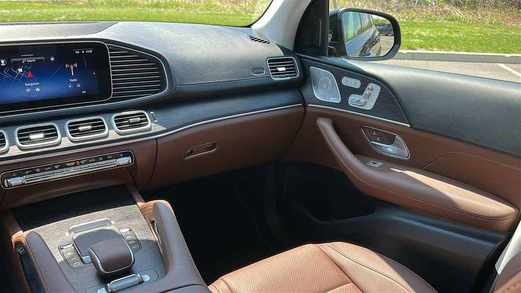 Used 2026 Mercedes-Benz GLS 450 4MATIC image 26
