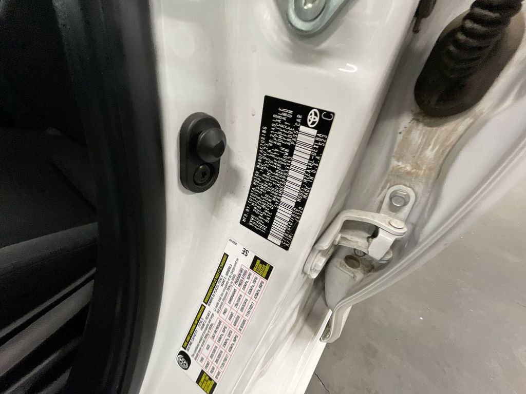 Used 2023 Toyota Corolla LE image 30