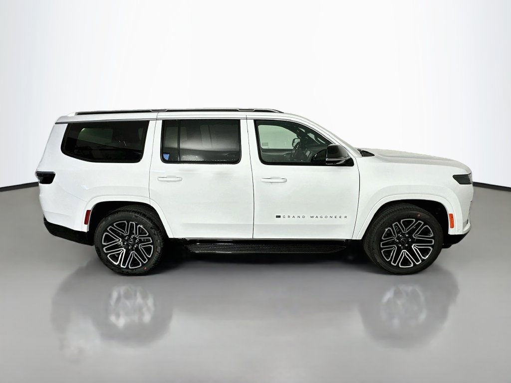 New 2027 Jeep Grand Wagoneer Overland w/ HD Trailer Tow Package AWD/4WD image 8