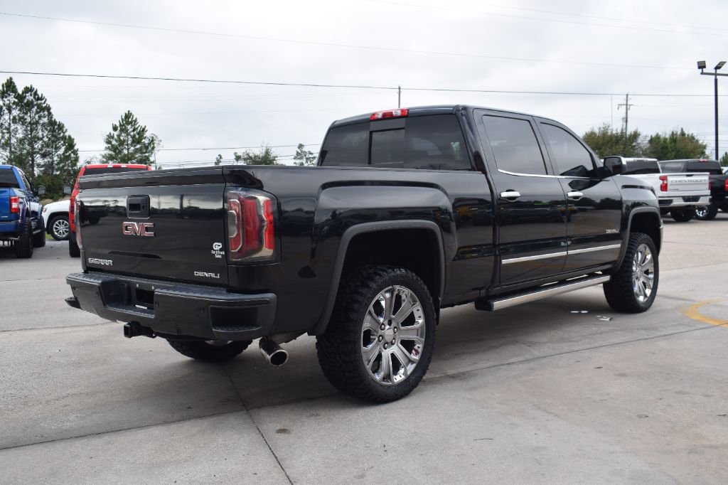 Used 2018 GMC Sierra 1500 Denali w/ Denali Ultimate Package image 3