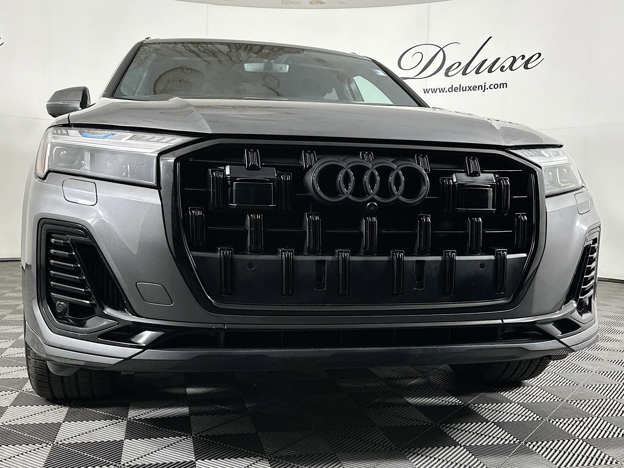Used 2025 Audi Q7 3.0T Prestige w/ Prestige Package AWD/4WD image 34