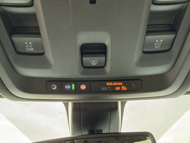 Used 2022 GMC Yukon AT4 image 22