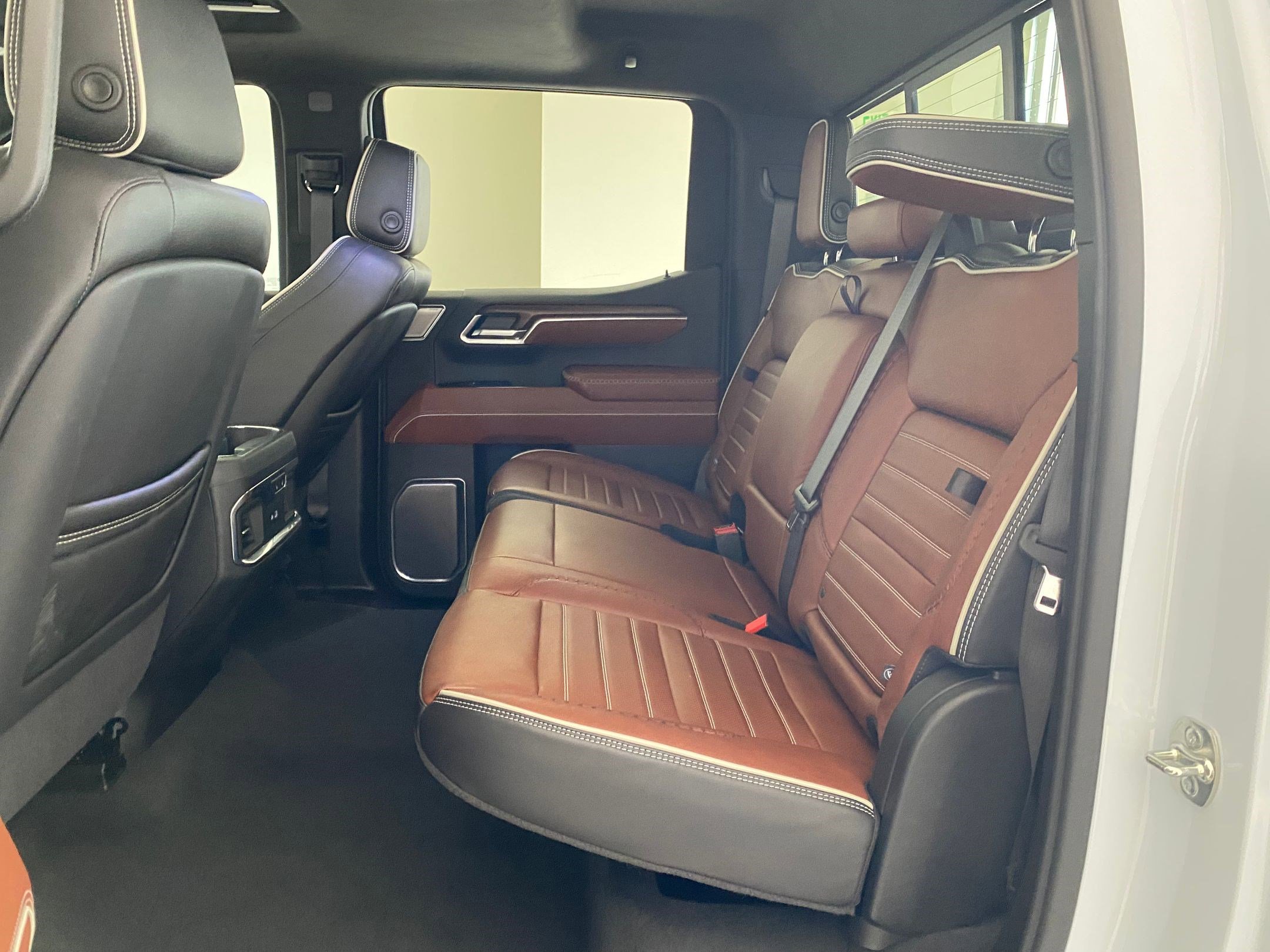 Used 2026 GMC Sierra 1500 Denali Ultimate image 14