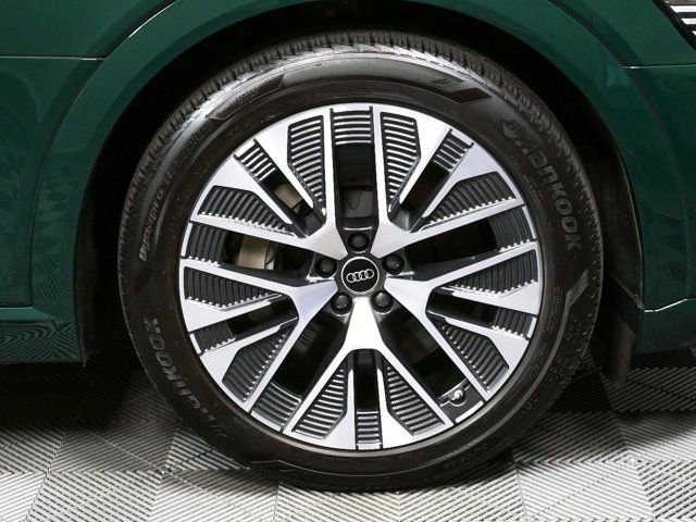 Used 2024 Audi Q8 e-tron Prestige w/ Prestige Package image 41