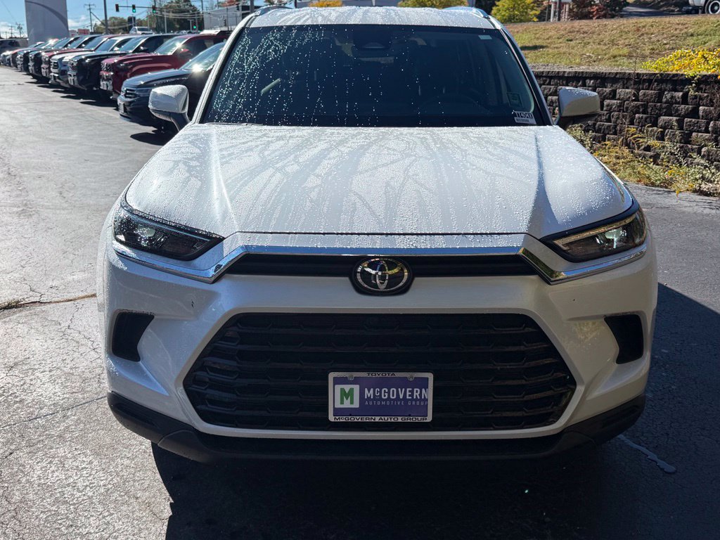 Certified 2026 Toyota Grand Highlander AWD image 12