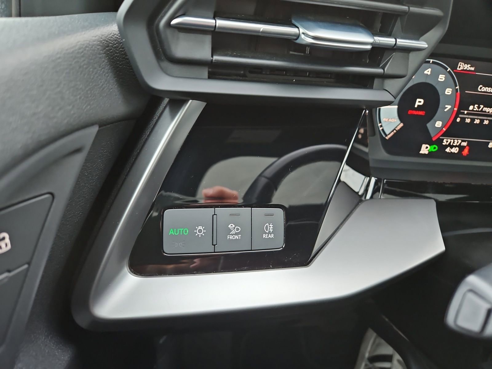 Used 2023 Audi A3 2.0T Premium image 23