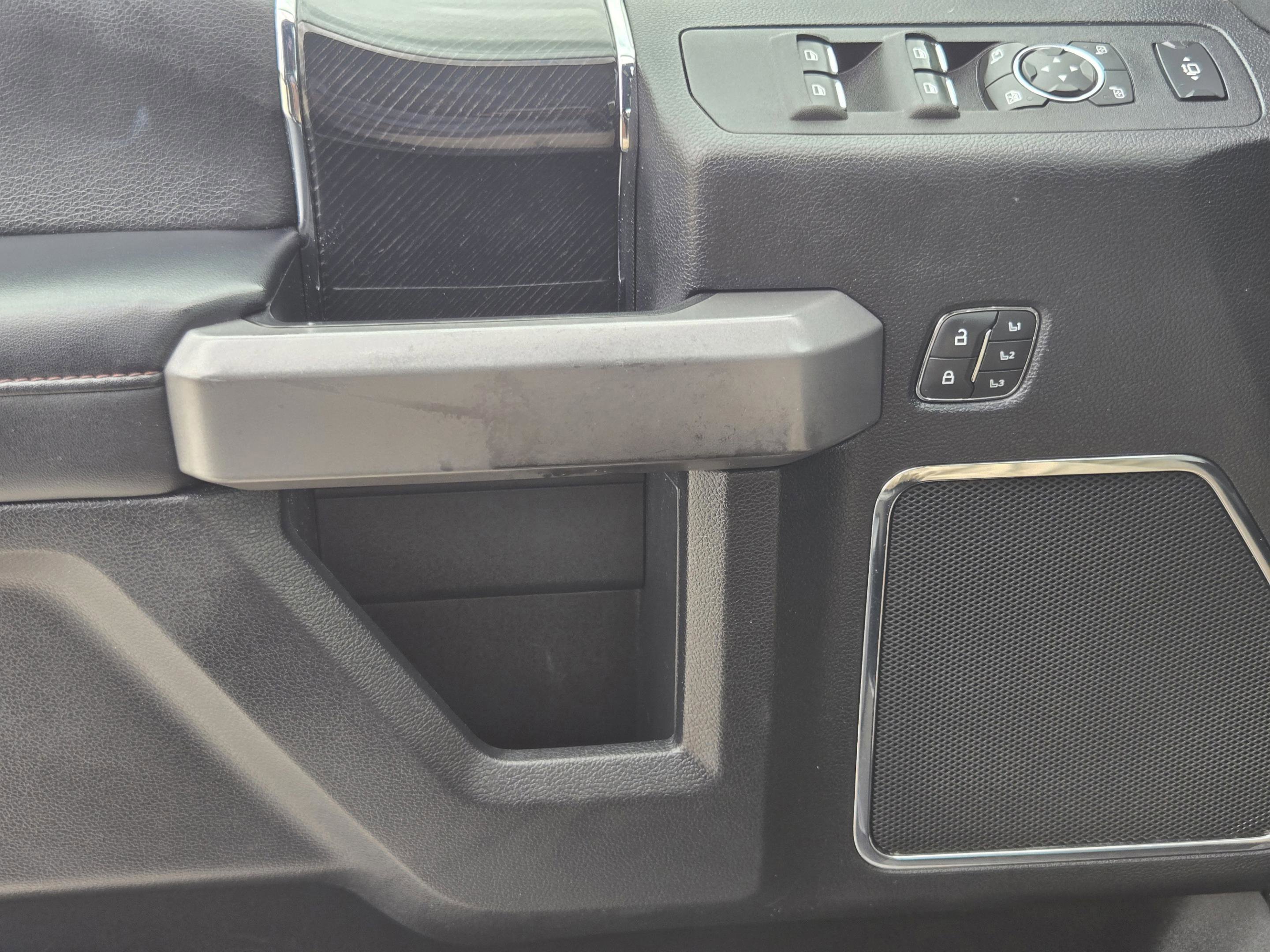 Used 2020 Ford F350 Platinum image 20