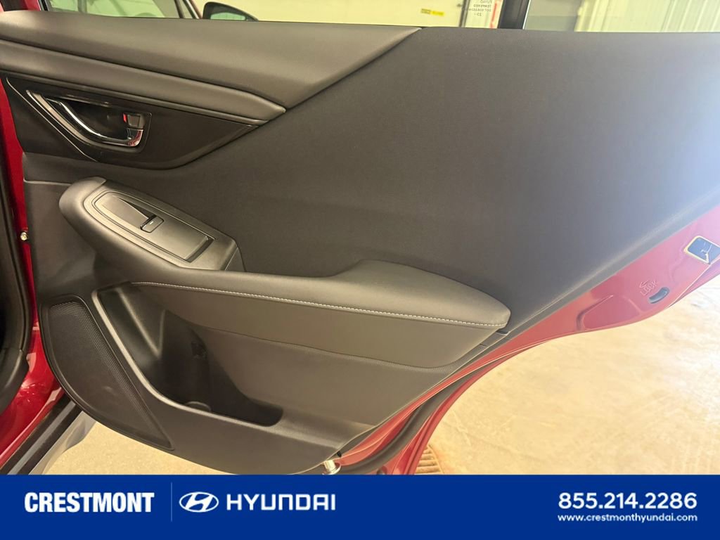 Used 2024 Subaru Outback Premium AWD/4WD image 27