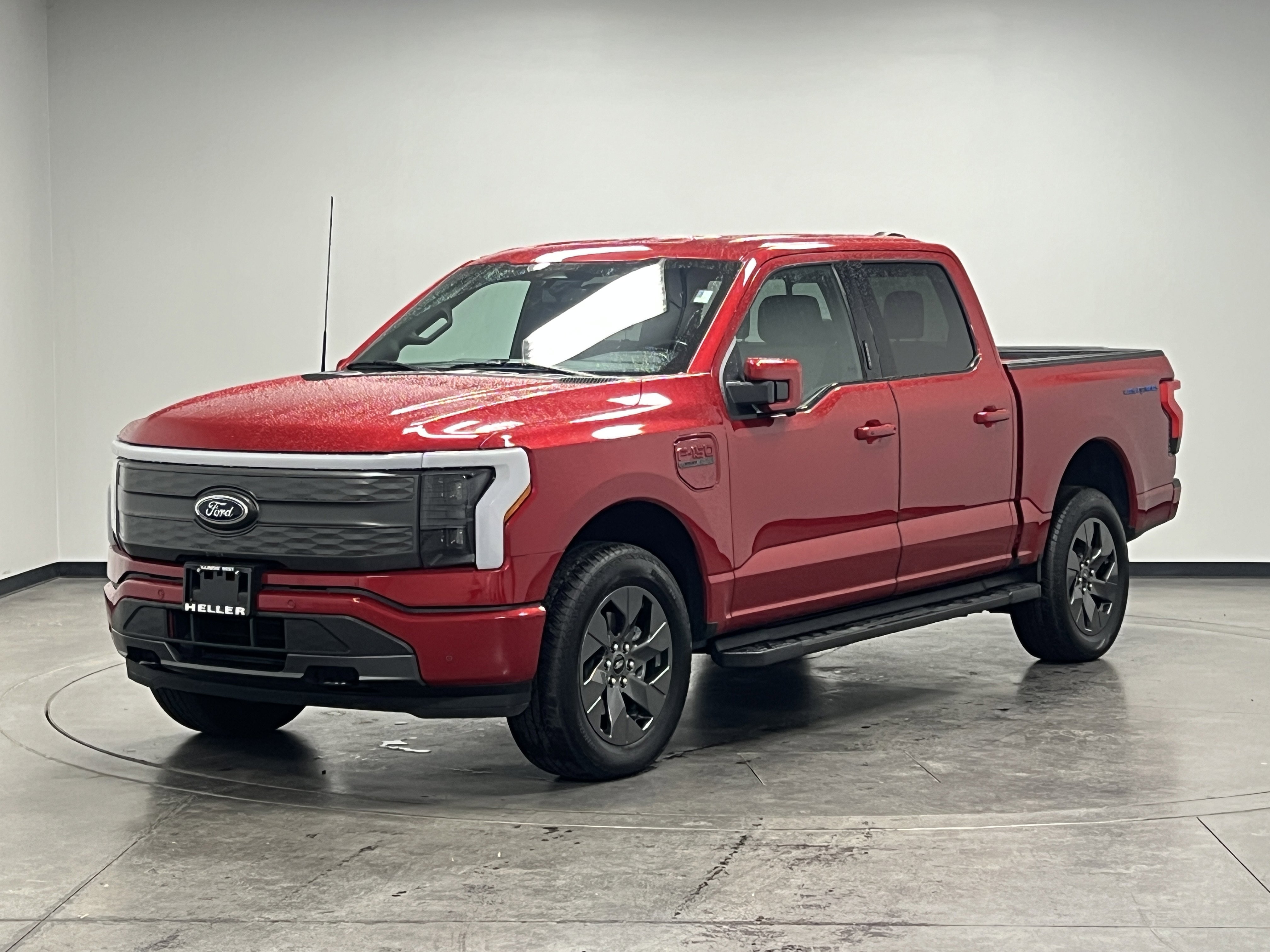 Used 2023 Ford F150 Lightning Lariat AWD/4WD image 4