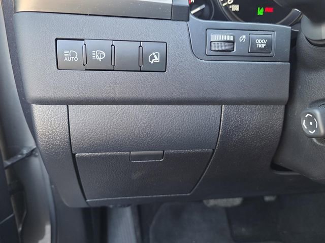 Used 2019 Lexus LX 570 4WD w/ Luxury Package image 30