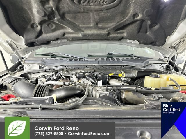 Used 2019 Ford F350 Lariat w/ Camper Package AWD/4WD image 34