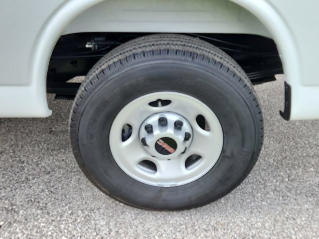 New 2026 GMC Savana 2500 Extended w/ Safety Package RWD image 9