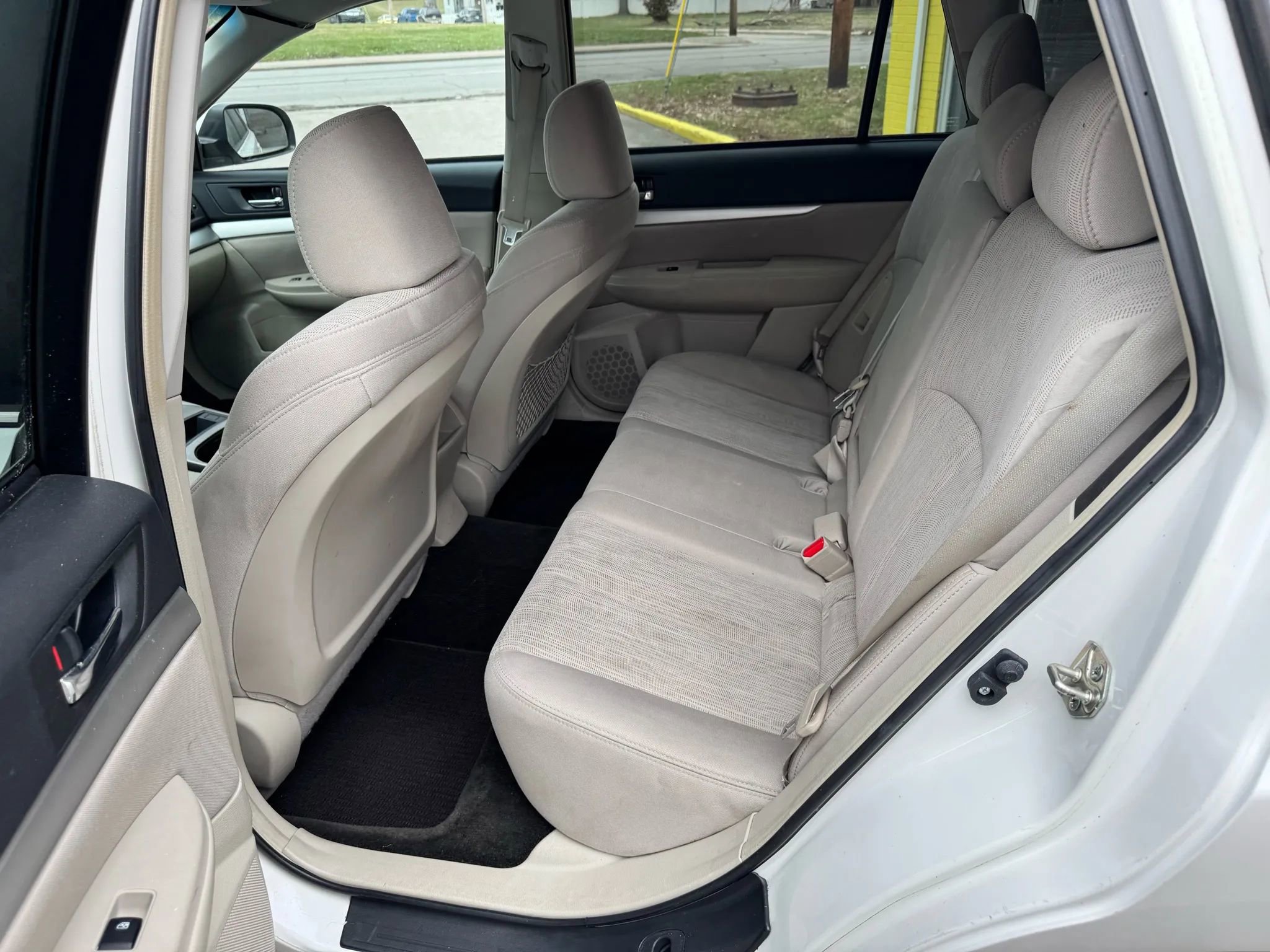 Used 2013 Subaru Outback 2.5i Premium image 19