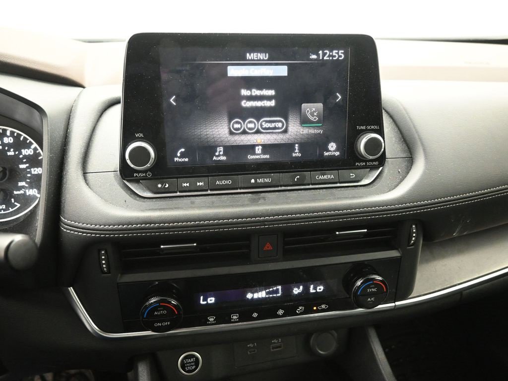 Used 2023 Nissan Rogue SV image 9